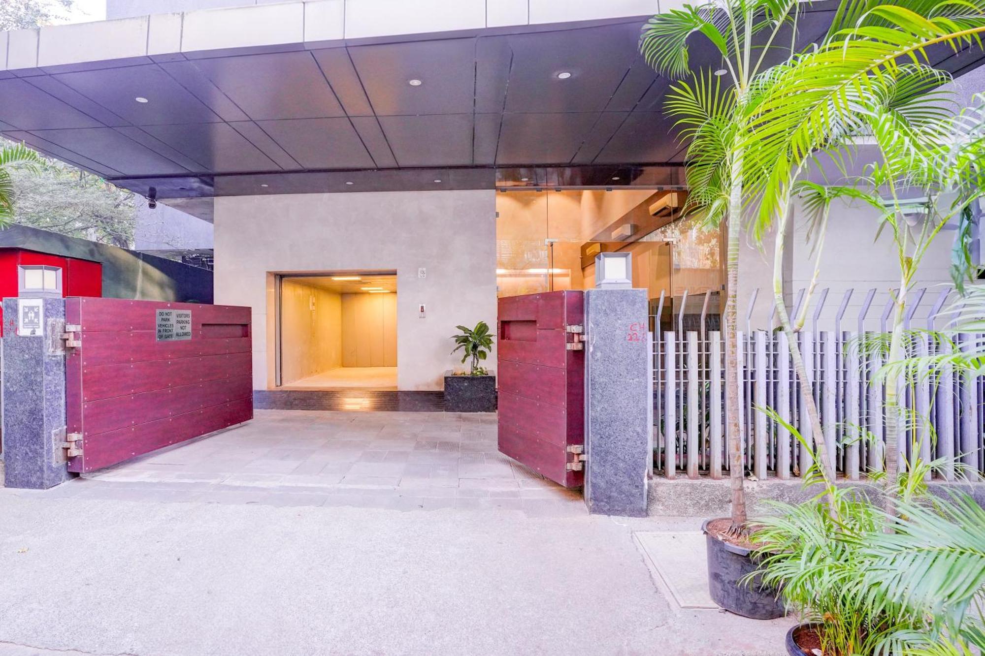 Super Townhouse Oak Times Square Le Western Bombay Eksteriør billede