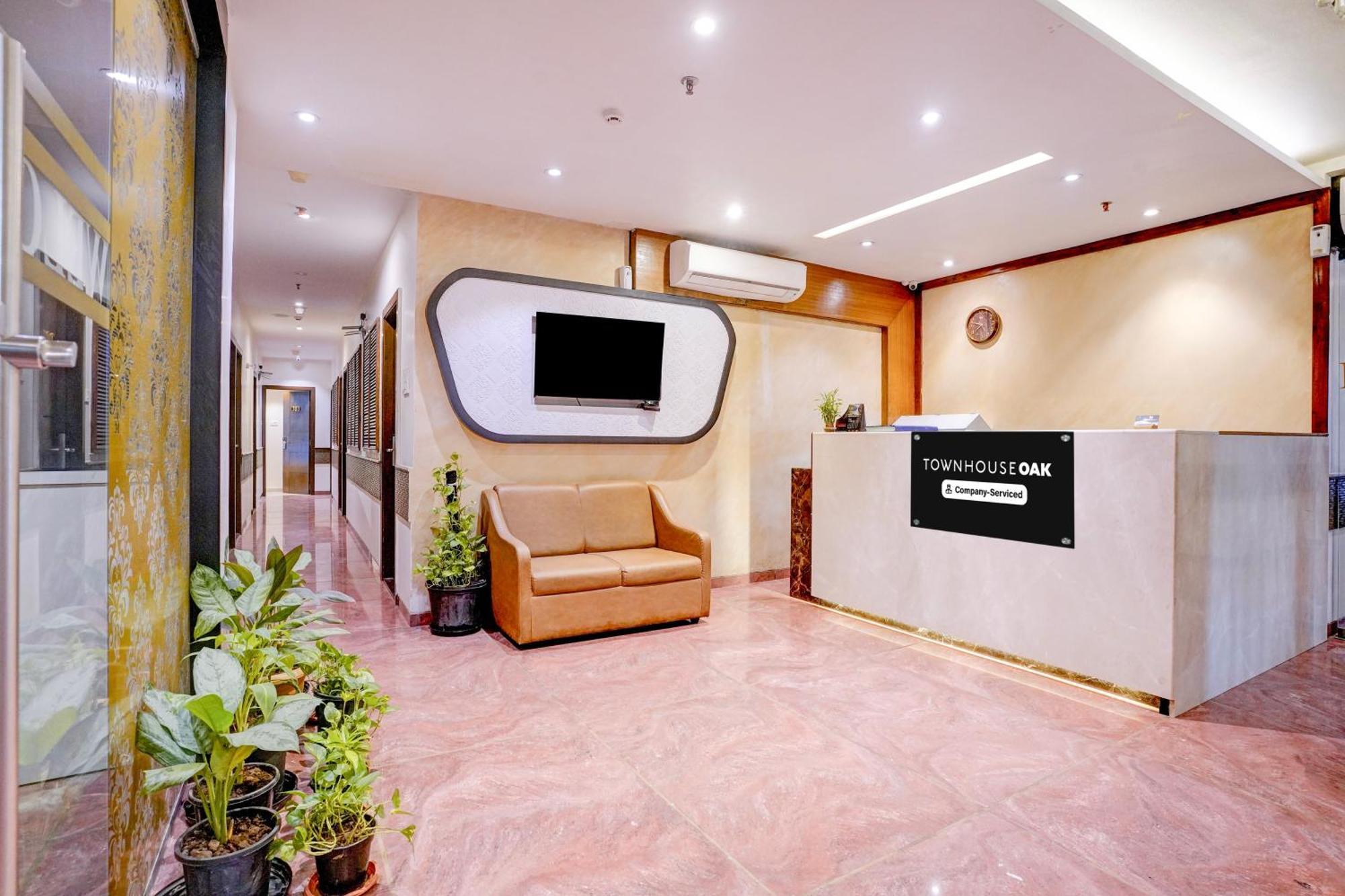 Super Townhouse Oak Times Square Le Western Bombay Eksteriør billede