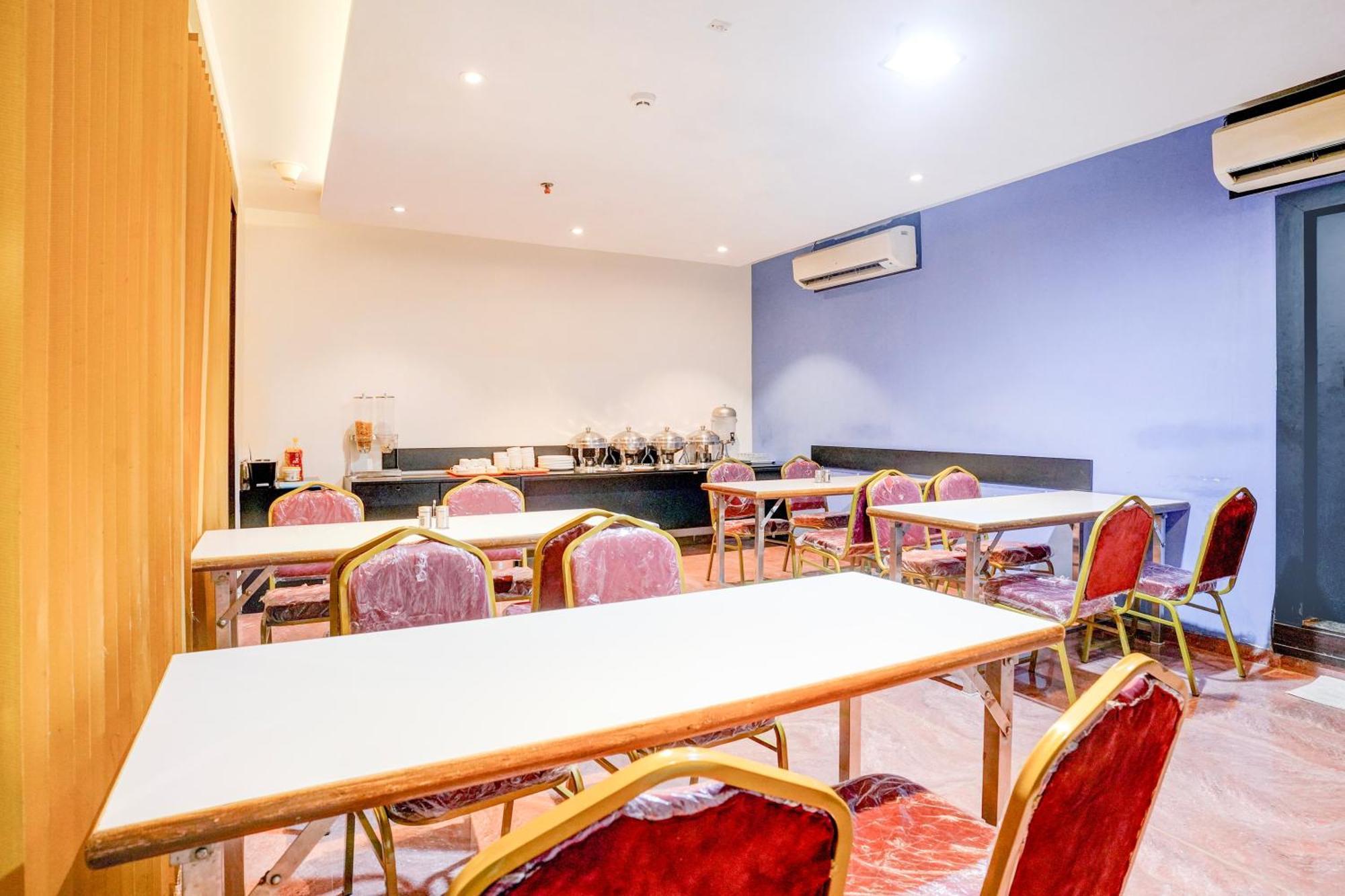 Super Townhouse Oak Times Square Le Western Bombay Eksteriør billede